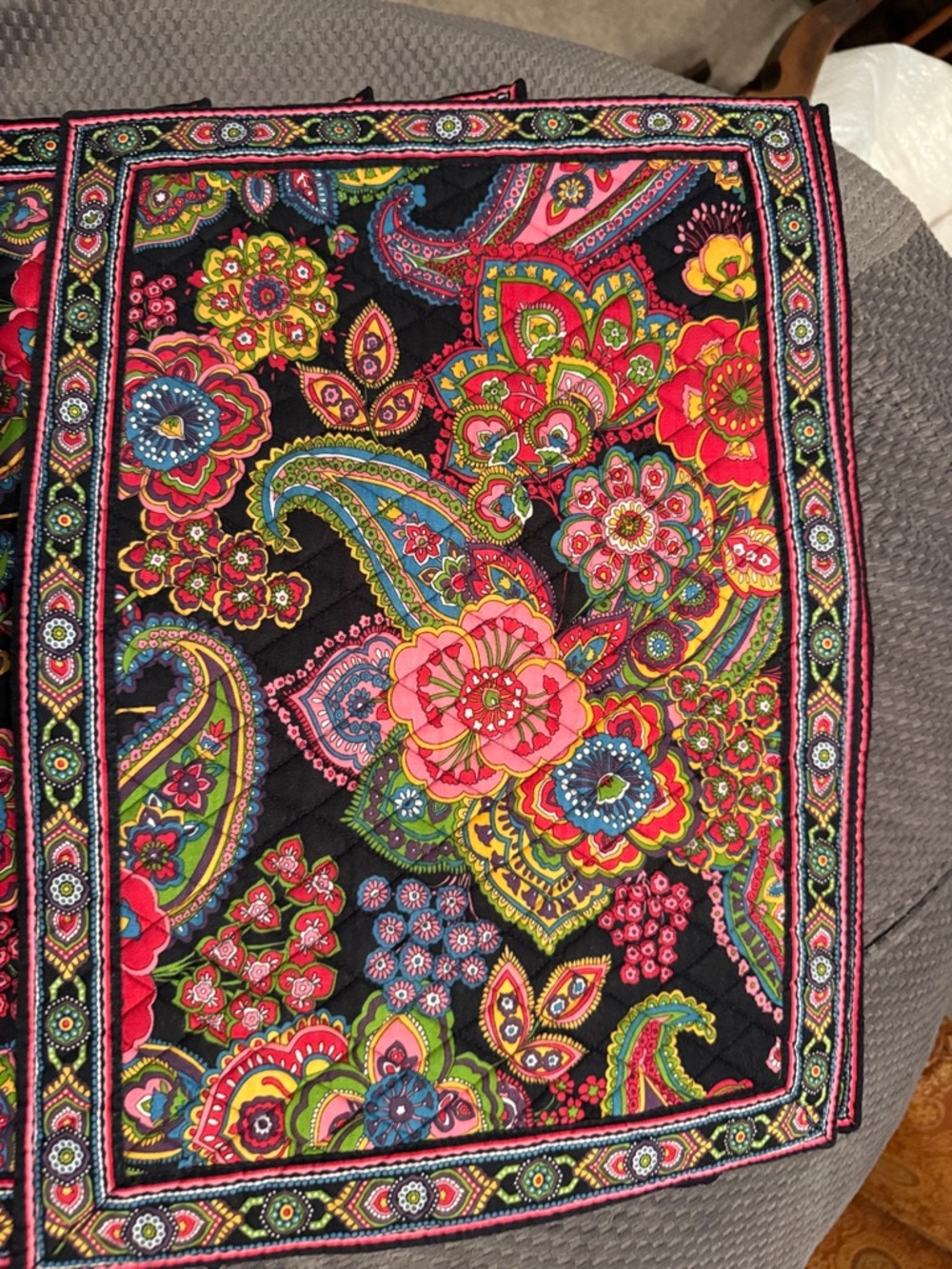 Vintage Vera Bradley Placemats in SYMPHONY IN HUE in New condition. 2